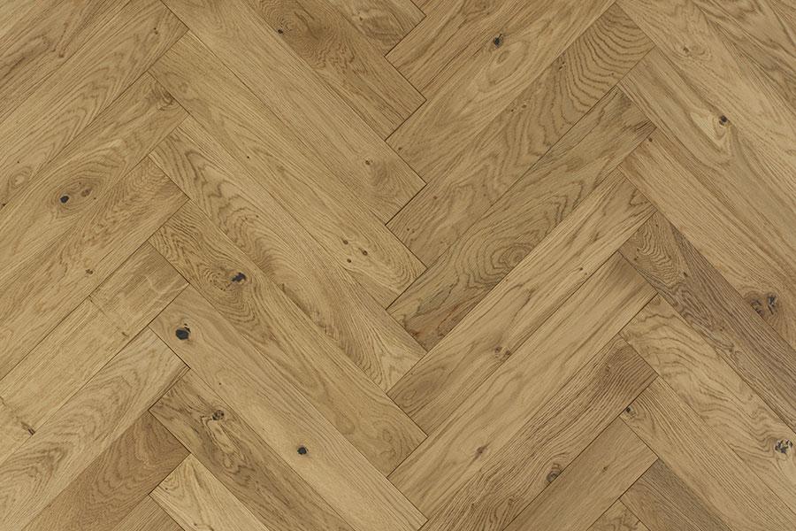 Professional Engineered Rustic Oak Flooring 20mm x 90mm Natural Lacquered 500M x 500M